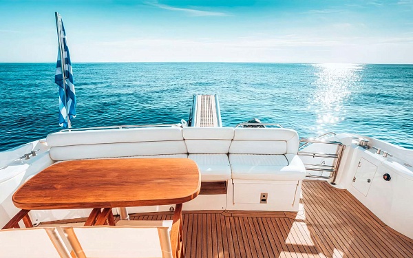Аренда моторной яхты Sunseeker Manhattan 54 в Миконосе